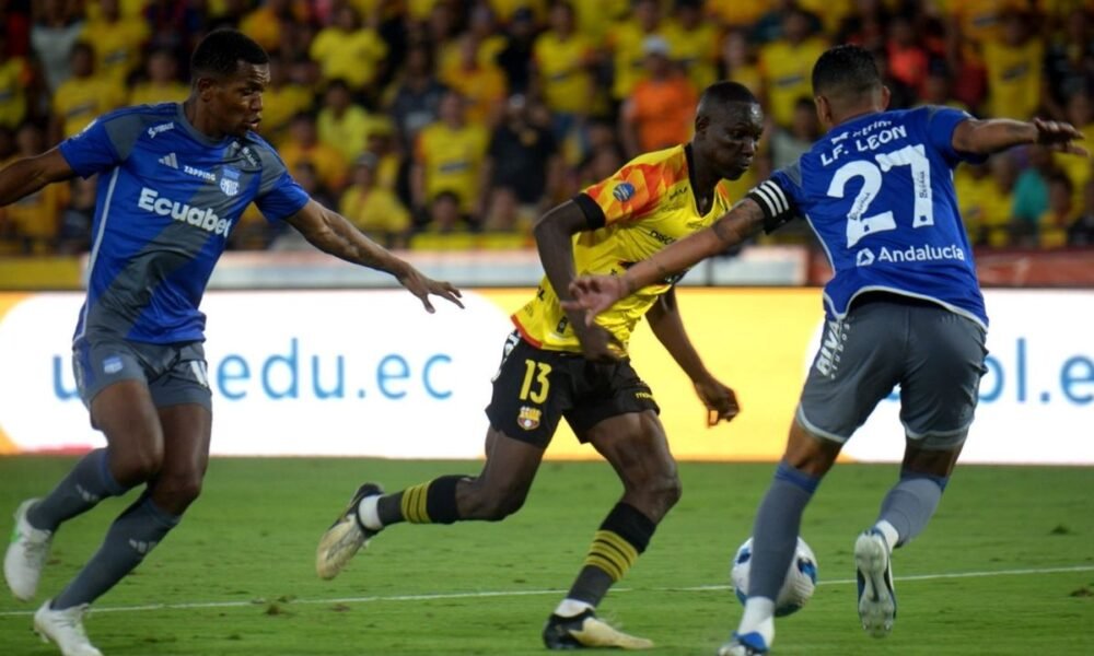 Clásico del Astillero Emelec y Barcelona encienden Guayaquil