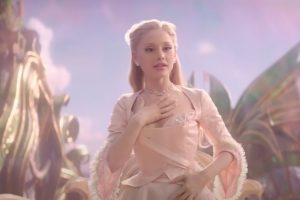 Tráiler final muestra la lucha moral de Glinda