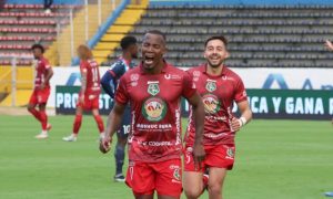¡Ponchito Explota! Mushuc Runa Golea 0-5 y Escapa del Abismo