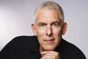Lyor Cohen habla sobre música en Billboard Latin Music Week 2025