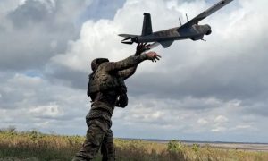 Ucrania ataca refinería rusa en nueva ofensiva con drones