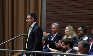 Noboa ovacionado investidura Paz Pereira Bolivia