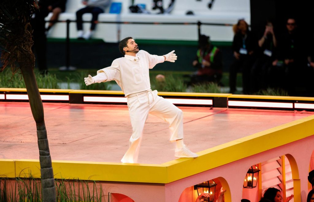 Bad Bunny logra su mayor semana de streaming global hasta la fecha