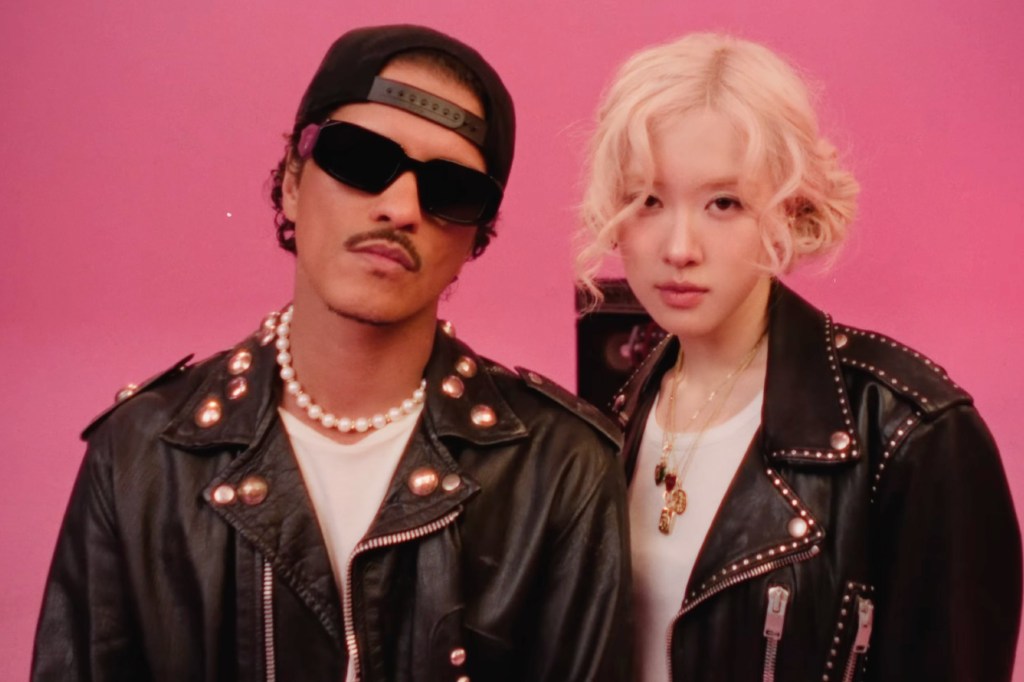 ‘APT.’ de Rosé y Bruno Mars es el sencillo más vendido a nivel global