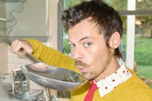 «Aperture» debuta en el No. 1 del Hot 100