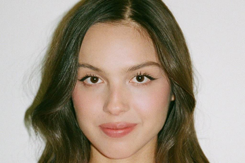 Olivia Rodrigo anuncia fecha de lanzamiento de su nuevo álbum