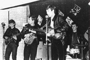 Primera grabación conocida de los Beatles desata batalla legal con UMG