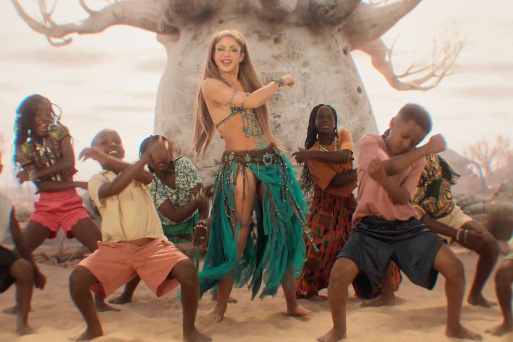 Shakira y Burna Boy lanzan video de ‘Dai Dai’ para Copa Mundial 2026