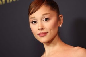 Ariana Grande se tomará un descanso de la luz pública tras su gira