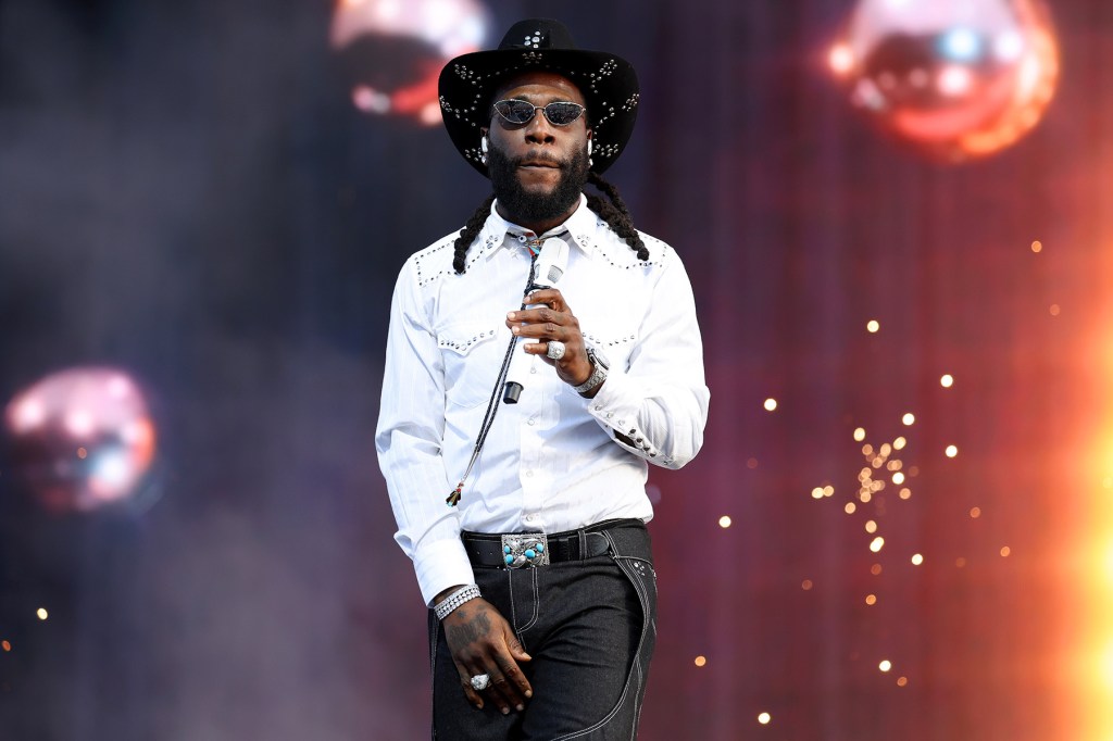 Burna Boy encabezará show de medio tiempo de la NFL en París