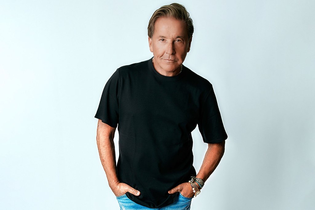 Ricardo Montaner vuelve a la cima con «Para que seas feliz»