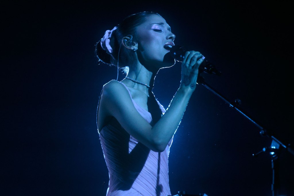 Gira de Ariana Grande supera $100 millones en ingresos brutos