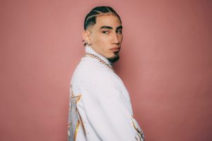 Omar Courtz logra su primer No. 1 en Latin Airplay con ‘KOKO’